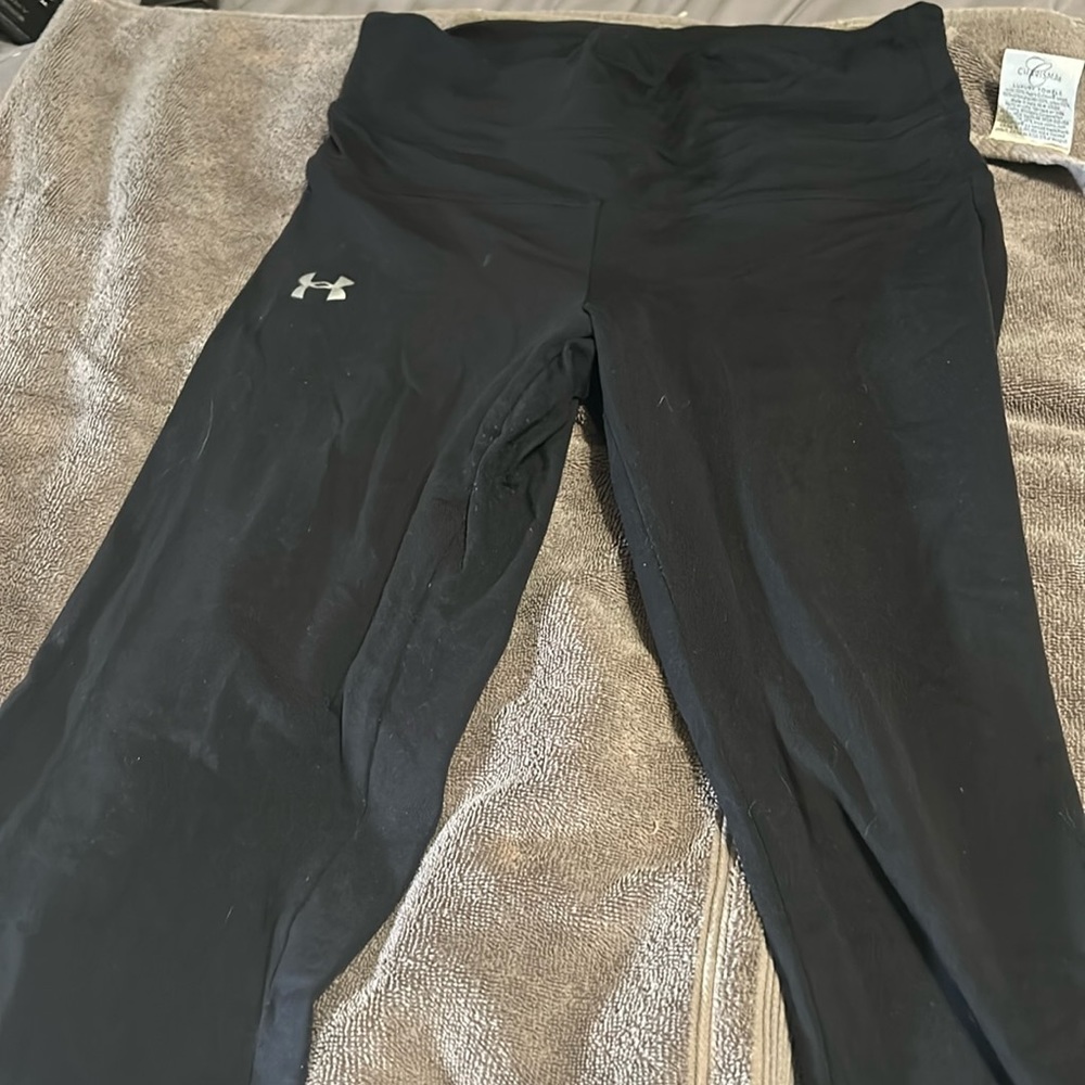 Under armor yoga pants